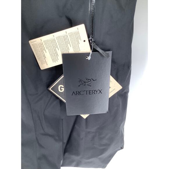 Arc'teryx Women's Large Black Beta Down Parka Coat Hooded Zip Up Outdoor HR4-32 - Picture 6 of 12